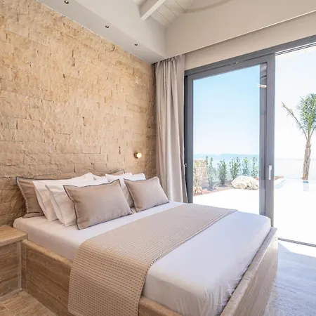 Irena Stone Kefalonia 劳德哈塔